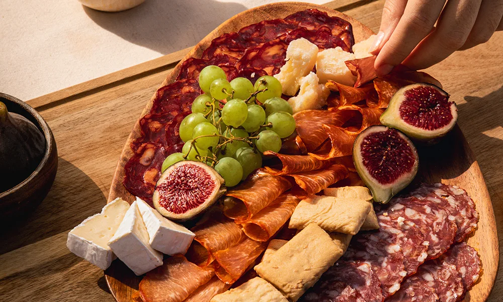 Vinos y queso con jamón Legado Ibérico
